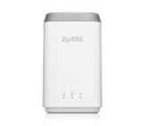 ZyXEL LTE4506, 4G LTE-A 802.11ac WiFi HomeSpot Router, 300Mbps LTE-A, 1GbE LAN, Dual-band WiFi AC1200, Micro USB charger, up to 32 connected clients + TRUST Primo Power Bank 4400 Portable Charger - red
