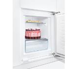 Bosch KIS86AF30, Built-in fridge freezer "LowFrost", A++, VitaFresh Plus, internal display, 265l(191+74), 36dB, 56x177,5x55cm