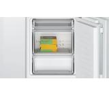 Bosch KIV86VFE1 SER4, BI fridge-freezer LowFrost, E, 177,2 cm, 267 l (191+76), 35 dB(B), VitaFresh XXL, EcoAirflow, display, BigBox, sliding hinge