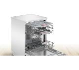 Bosch SMS46KW02E, SER4, Free-standing dishwasher, E, Polinox, 9,5l, 13ps, 6p/4o, 46dB(C), 3rd drawer, Rackmatic, white, w/o HC