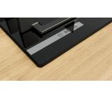 Bosch PNN6B6K40, SER4, Gas hob, 4 zones, 9 power levels, FlameSelect new, Easy cleaning, metal knobs, black, 60cm